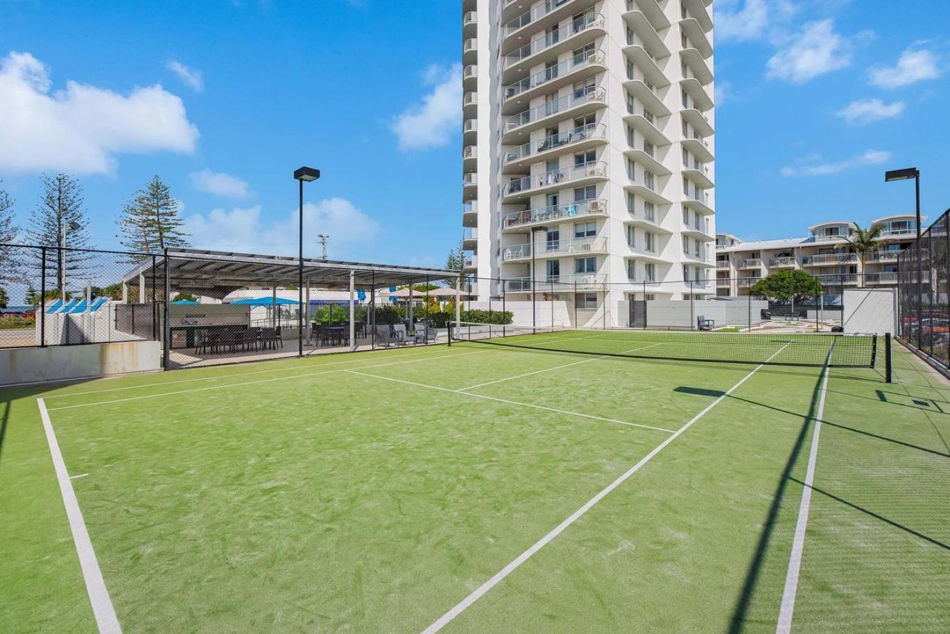 Mandolin Beachfront Resort Alexandra Headland Esterno foto